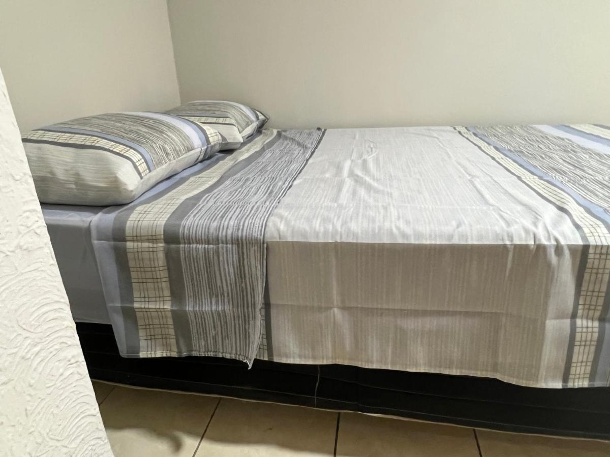 Apartamento 4 Quartos Av Beira Mar Nº 36 - Edif Canto Nobre - Guarapari Es Εξωτερικό φωτογραφία