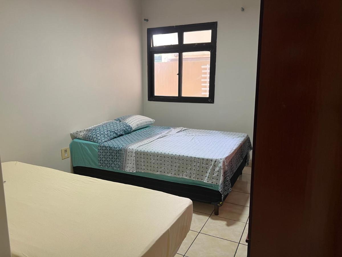 Apartamento 4 Quartos Av Beira Mar Nº 36 - Edif Canto Nobre - Guarapari Es Εξωτερικό φωτογραφία